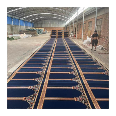 Kirchen- und Moschee-Dekoration Moslemische Wand-zu-Wand-Bete Teppichrolle mit weichen Texturen