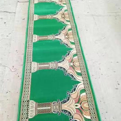 Maßgeschneiderter Farbteppich in traditionellem Design für die Masjid Dekoration