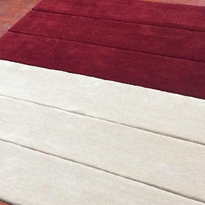 Mittelschicht Handgefertigte Tufting Weißfarbe Teppich und Teppich Custom Design für den modernen Stil