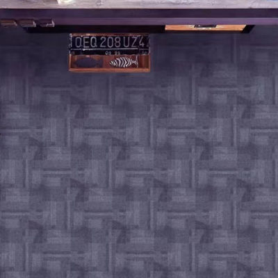 Büromoduläres PP-Teppich Luxus-abnehmbare Teppichfliesen 50x50 mit Puzzle-Muster