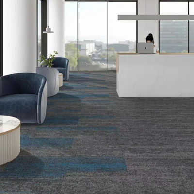Zuhause Rutschfeste Luxus abnehmbare Teppichfliesen 50x50 Büro Modular Teppich