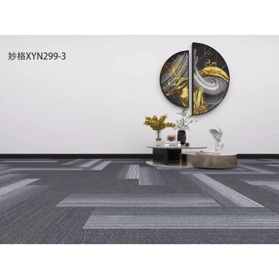 Modulare Teppichfliesen für Büroräume 50x50 mit luxuriösem Design und abnehmbarem Merkmal
