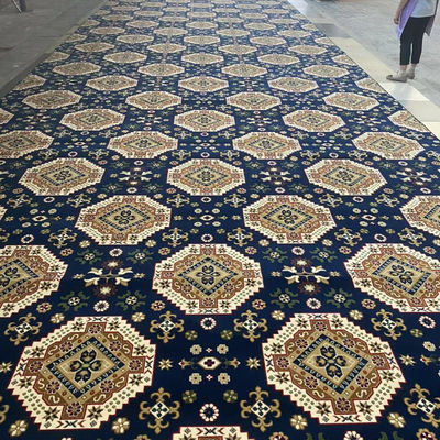 Weiches Garn Moschee Teppich Roll für Wand zu Wand Gebet Teppich in kundenspezifischer Farbe