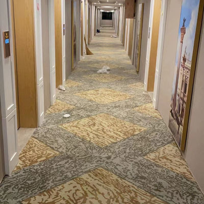 Action Backing Fluoreszenzfarbe Axminster Korridor Teppich für rutschfeste End Hotels