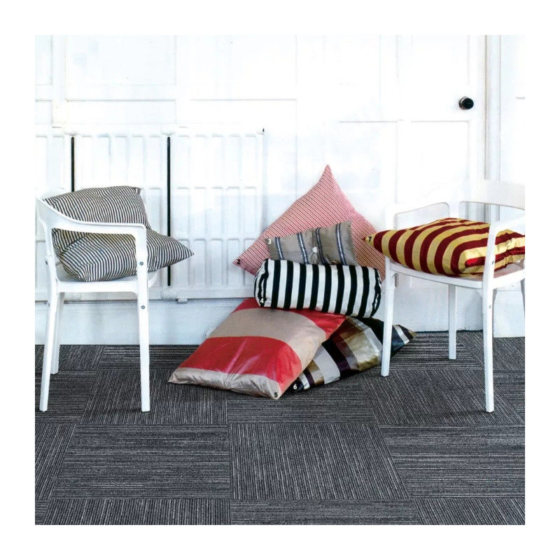 Moderner Stil 100% Pp Büro Teppich Fliesen in 50x50cm Quadrate aus OEM Commercial Teppich